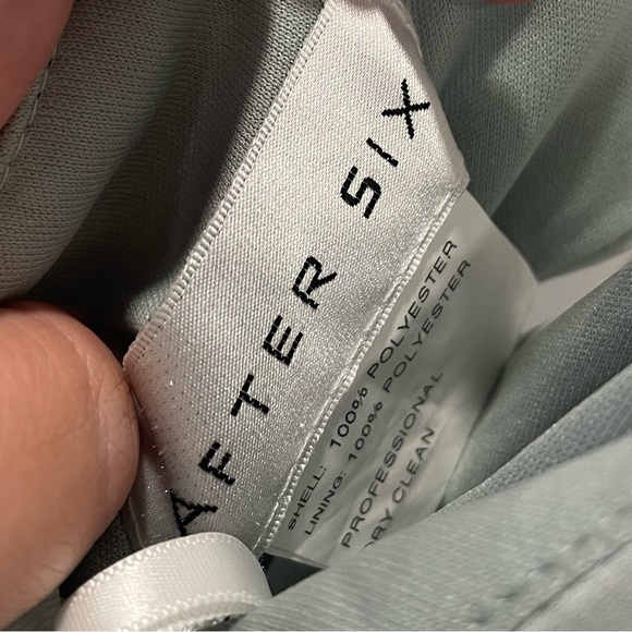 After Six Tie-Back Cutout Maxi Dress With Front Slit Size 2 - Picture 6 of 10